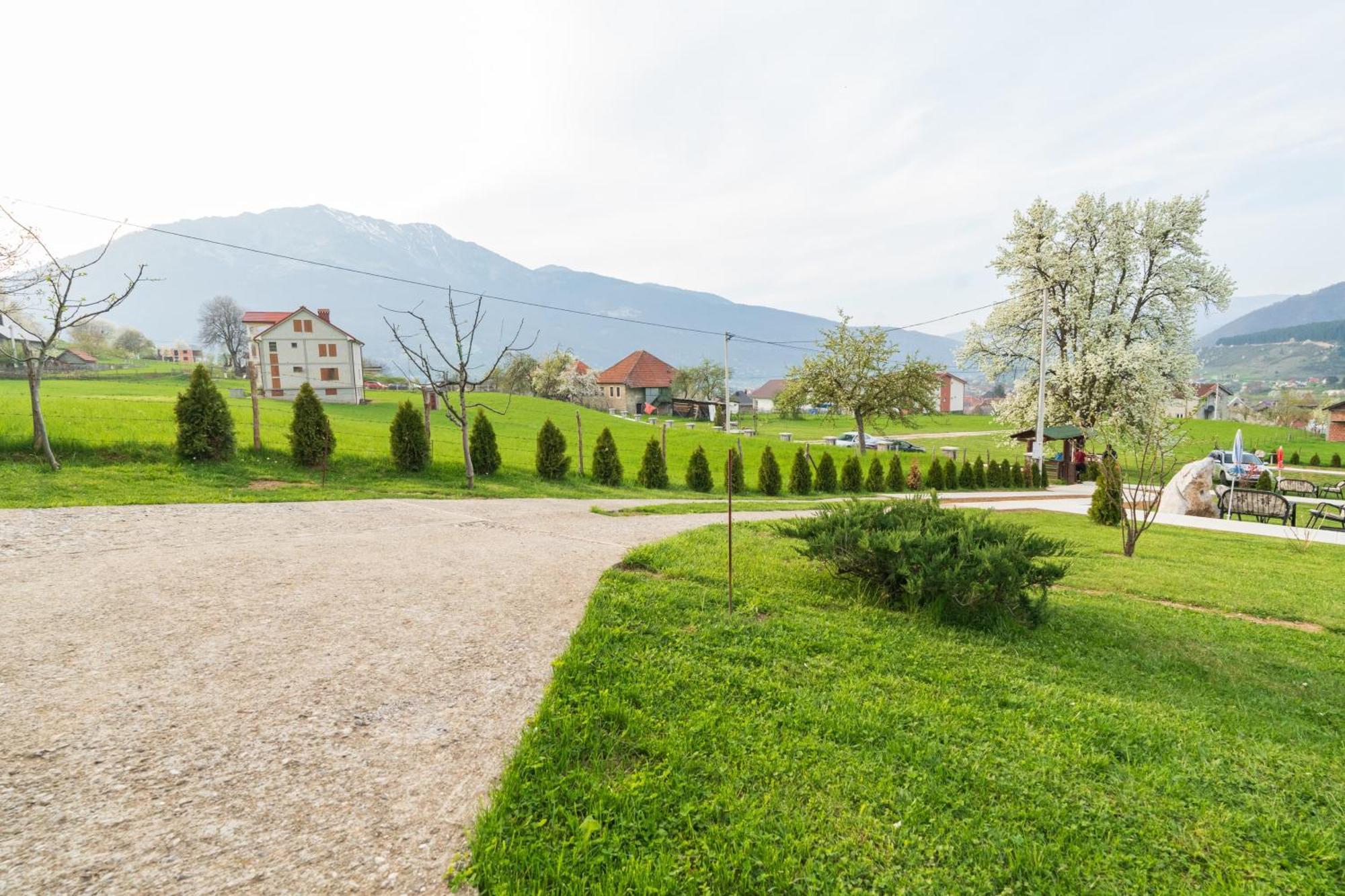 플라브 Salerno Camp 빌라 외부 사진